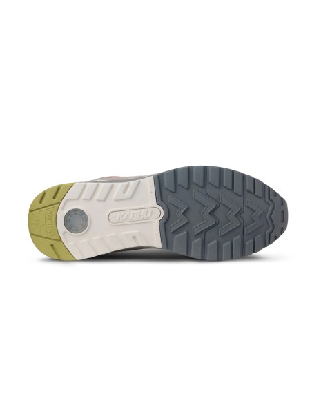 Karhu Legacy 96 w Lily white