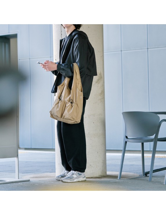 MAZI UNTITLED Bore bag