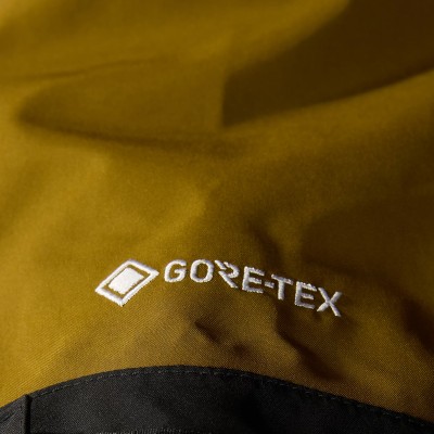 TNF GTX Mountain Jacket... 2
