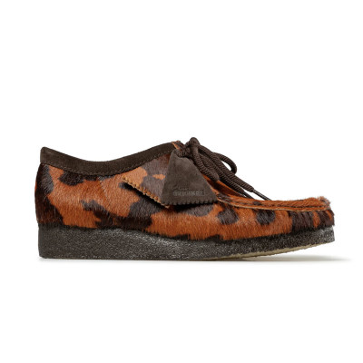 Clarks W Wallabee Cow Print