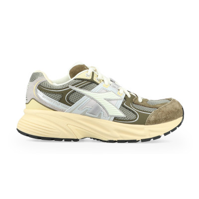 Diadora MYTHOS STAR M2...