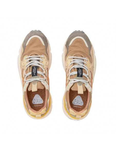 Flower Mountain W Yamano 3 Stone/ Mud/ Light Grey