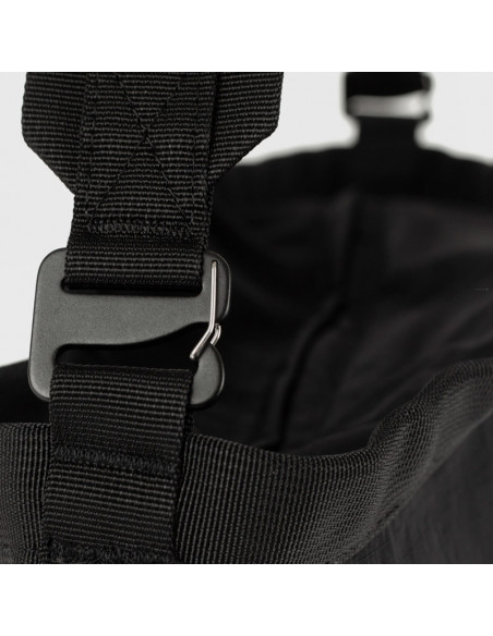 SANDQVIST GRID Expandable Crossbody