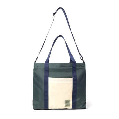 TD Mountain Essentiel Tote...