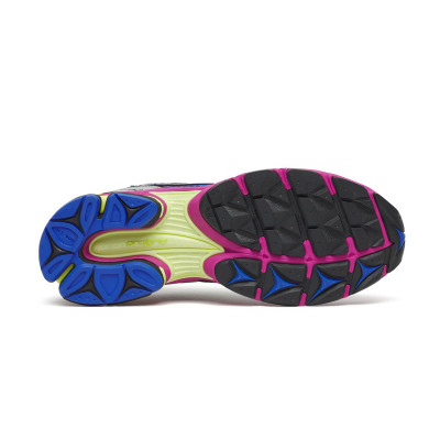Saucony Triumph 4... 2