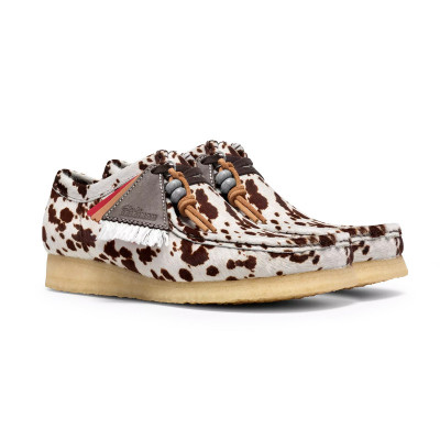 Clarks Wallabee Brown Cow... 2