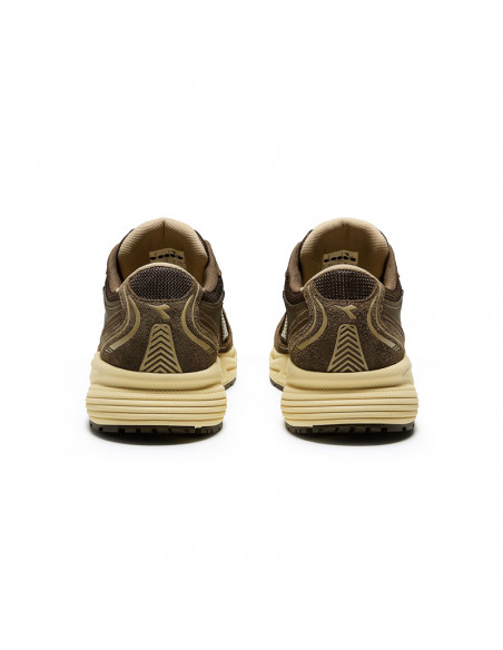 Diadora Mythos Star