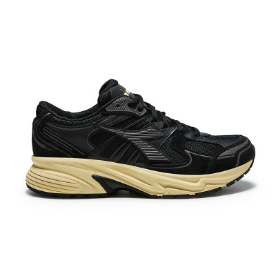 Diadora Mythos Star