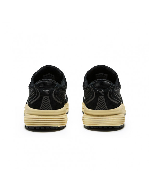 Diadora Mythos Star